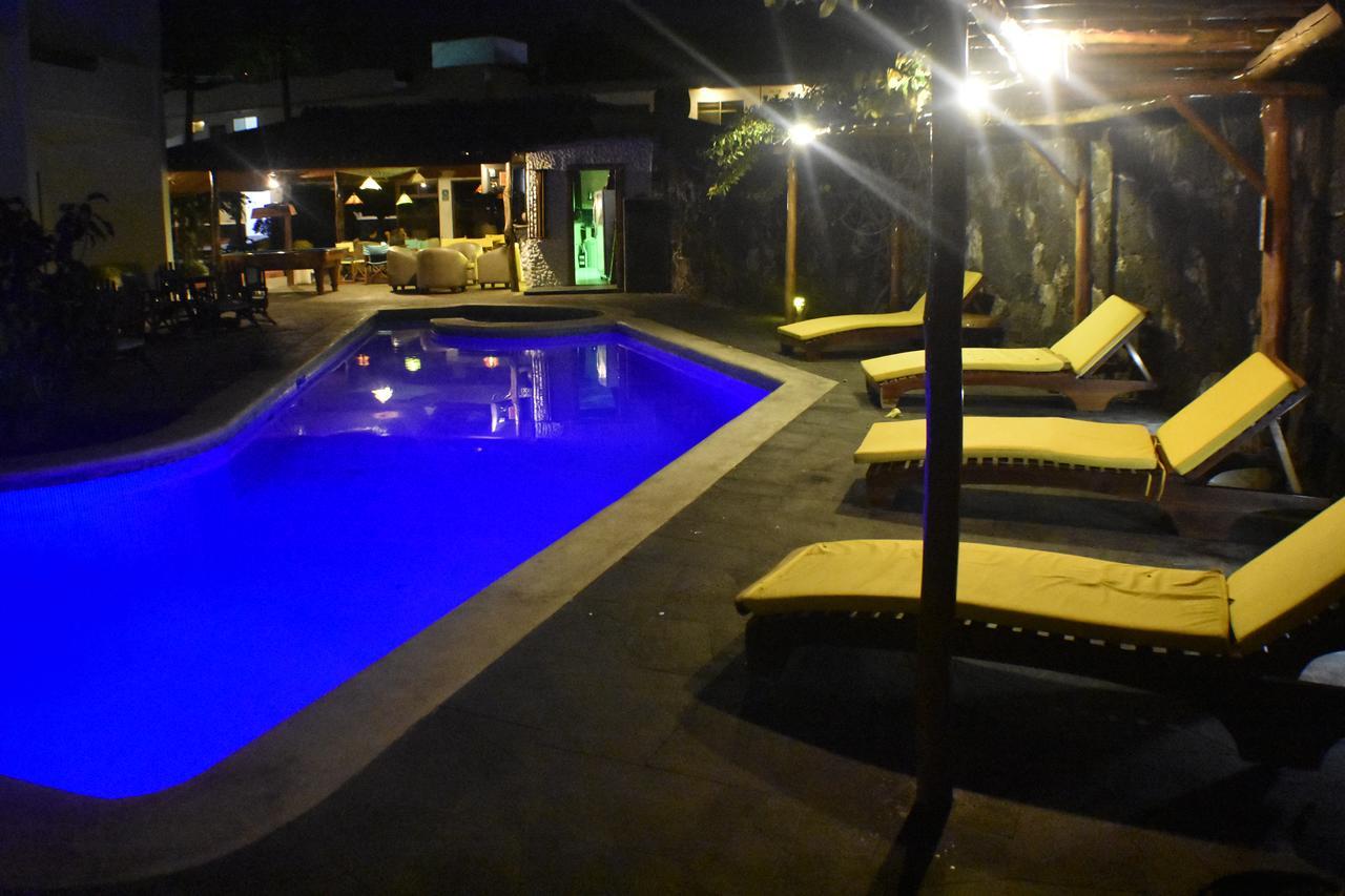 Hotel Ninfa Puerto Ayora  Exterior foto